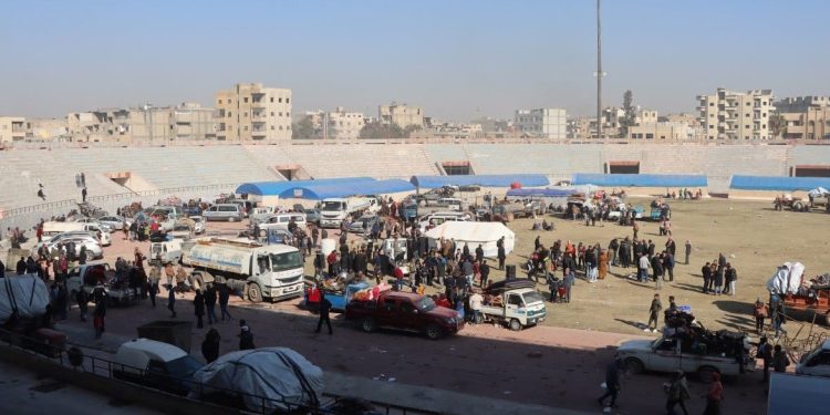 هيئة الطاقة تواصل جهودها لإيصال الكهرباء إلى مراكز الإيواء والنقاط الطبيّة