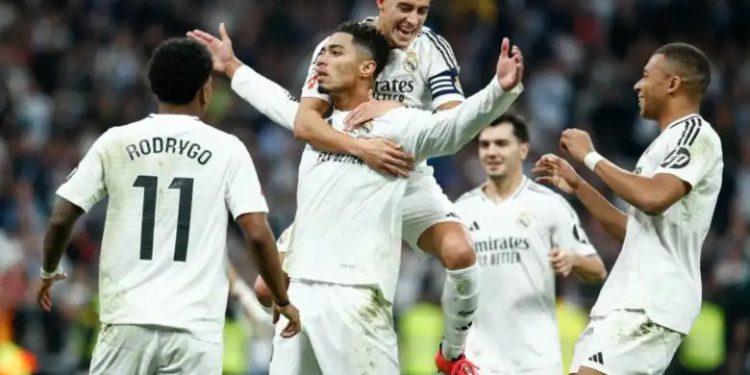 ريال مدريد يقبل هدية برشلونة بعبور عقبة خيتافي