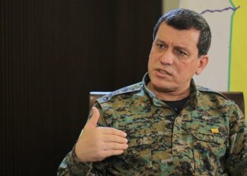مظلوم عبدي يؤكد على استعدادهم للتواصل مع السلطة الجديدة في دمشق