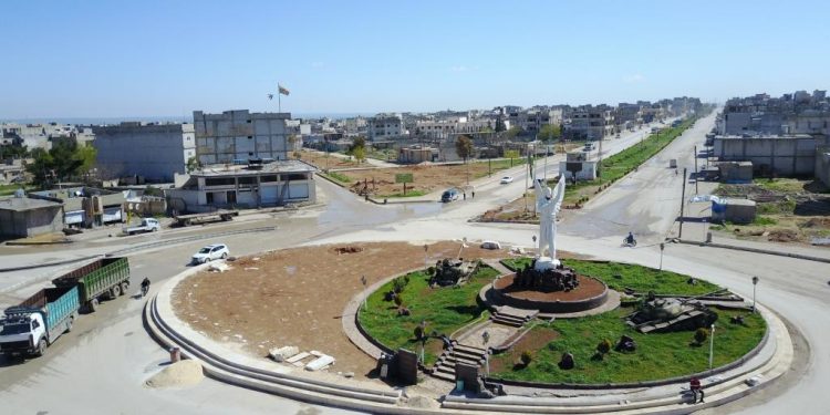 أهالي قامشلو: وقوفنا مع “قسد” ضمان حريتنا وتحرير مدننا المحتلة
