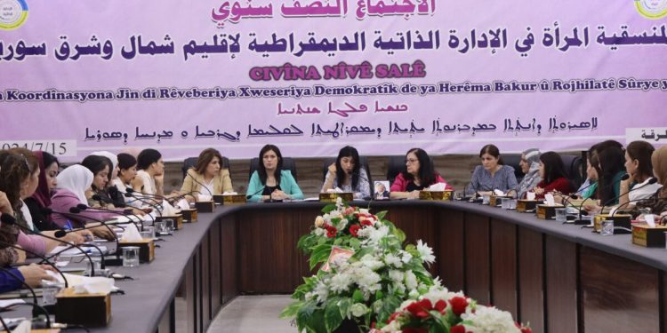 دور المرأة الفاعل ضمان لنجاح عملية التغيير في سوريا الجديدة