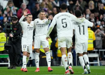 ريال مدريد يقسو على لاس بالماس برباعية