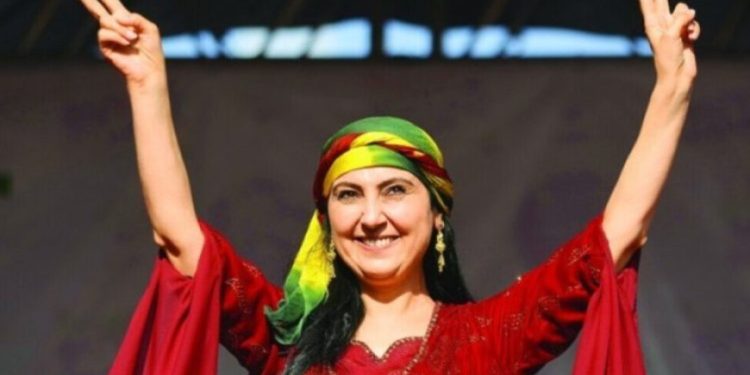 فيغن يوكسكداغ: توفير الظروف للقائد عبد الله أوجلان سيُحقق الحل والسلام 