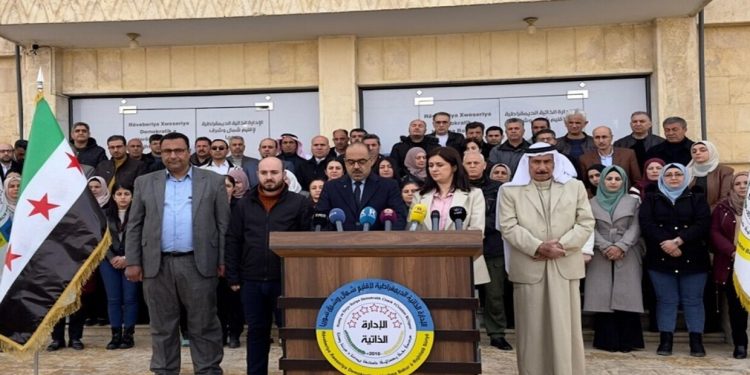 مثقفو الرقة: الإدارة الذاتية تمثل تطلعات ومطالب السوريين
