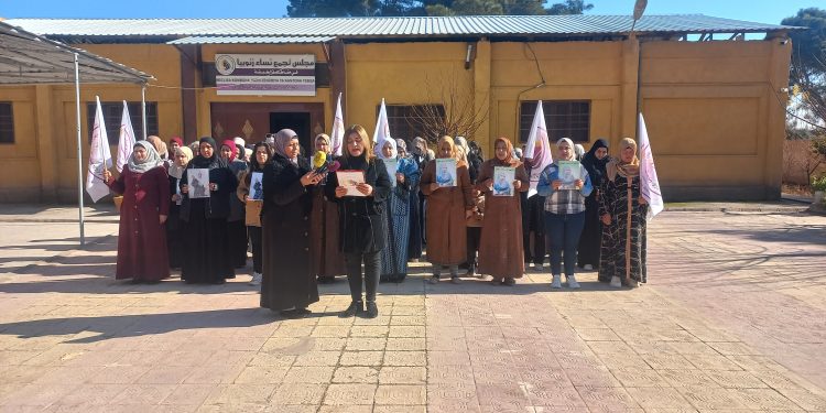 مجلس تجمّع نساء زنوبيا في الطبقة يُنعي استشهاد الإدارية “كرم شهابي” ويعاهد بالسير على خطاها حتى النصر