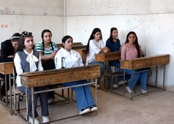 جهود مبذولة لدمج الطلاب المهجرين في مدارس إقليم شمال وشرق سوريا