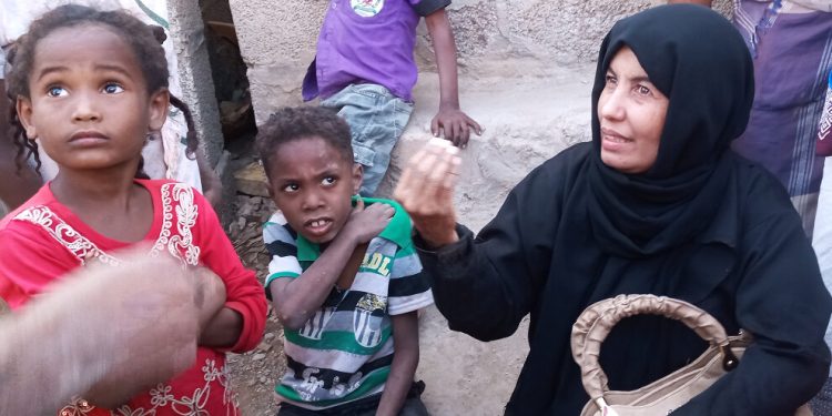 الانتهاكات في اليمن تطال مديرة مكتب حقوق الإنسان