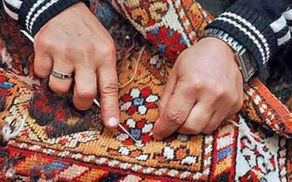 الحرف اليدوية التقليدية… هوية وقيم تراثية