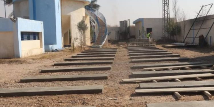 لتأمين مصدر مياه مُستدام.. تركيب 350 لوح طاقة شمسية في محطة مياه الوسط بدير الزور