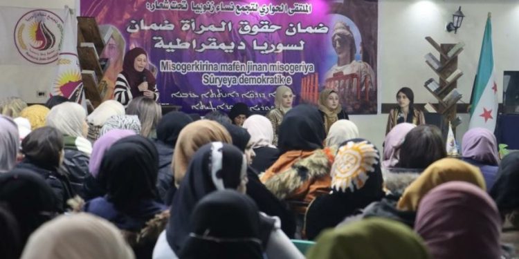 ديانا عبد الله: استبعاد المرأة من المستقبل السوري يتناقض مع نضالها