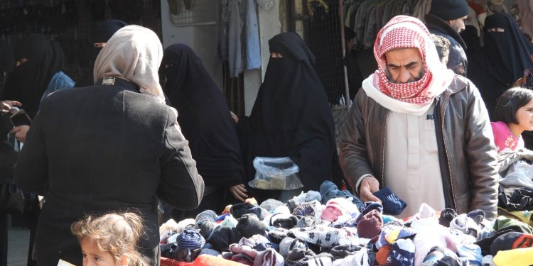 تفاوت في أسعارِ السلع بمقاطعة الطبقة.. ومكتب حماية المستهلك يسعى جاهداً لضبط الأسعار