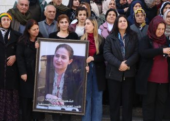 أمينة عمر: المحاكمة.. مستقبل قتلة هفرين خلف ولا دور لهم في بناء سوريا الجديدة