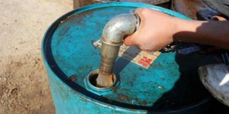 توزيع الدفعة الثانية من مازوت الزراعة على مُزارعي كوباني