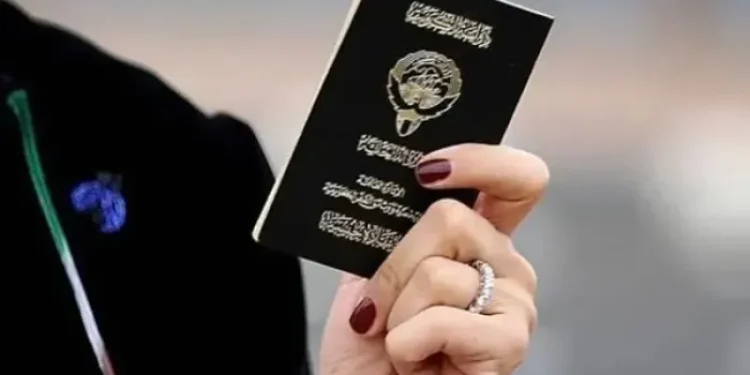 الكويت تسحب الجنسية الكويتية من آلاف النساء