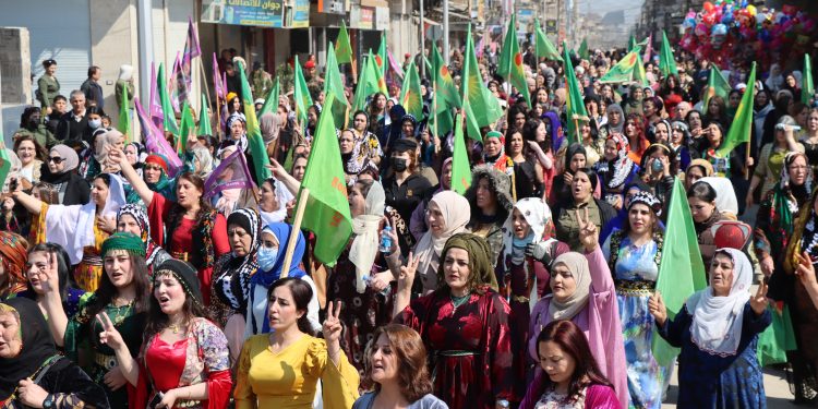 الثامن من آذار… تتويج لنضال طويل خاضته النساء