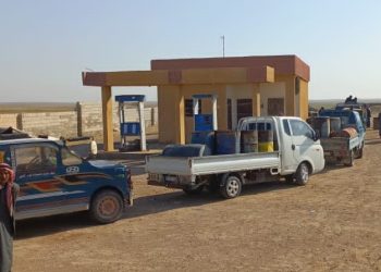 دير الزور.. هيئة الزراعة تُوزّع مادة المازوت المدعوم للريّة الأولى على المزارعين