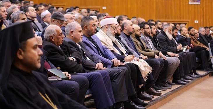 حوار مَنْ مع مَنْ؟