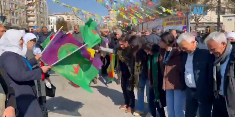 سلطات الاحتلال التركي تعتقل نشطاء كُرد في آمد بعد مشاركتهم في فعالية