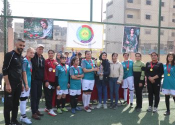 مباراة كرنفاليّة بين منتخب سيدات الرقة وكوباني استذكاراً للشهيدة “روناهي يكتا”