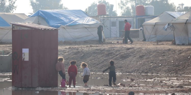 مياه الخير تتحول لمأساة يعاني منها أهالي الشهباء وعفرين في الطبقة