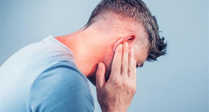 أسباب ضعف السمع المفاجئ: تعرّف عليها