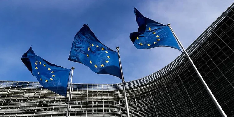 أوروبا بين هيمنة ترامب والعجز الداخليّ