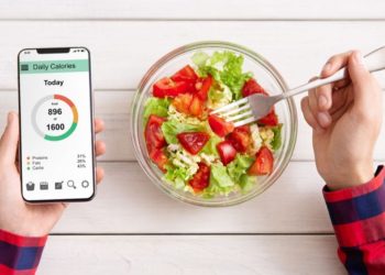 الإفراط في استهلاك السعرات الحرارية يؤثر على وظائف الدماغ