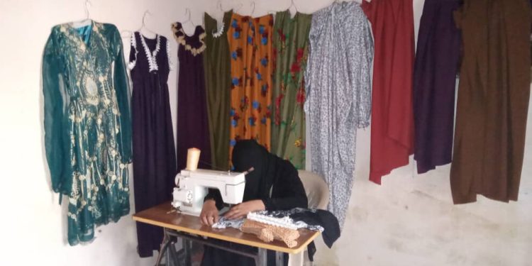 الادخار… مشروع اقتصادي للنساء اليمنيات