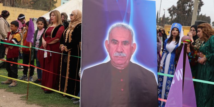 تزامناً مع اقتراب يوم المرأة العالمي.. حفل فني في مدينة الطبقة