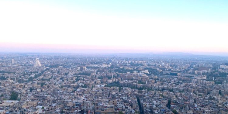 دمشق.. واقع اقتصادي لا يخضع لأي تنظيم أو حماية