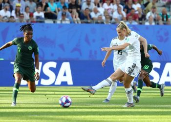 “فيفا”  يطلق كأس الأبطال للأندية النسائية بعد تأجيل المونديال