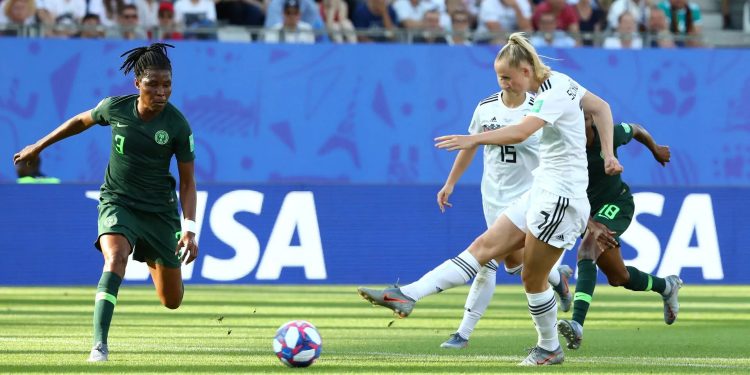 “فيفا”  يطلق كأس الأبطال للأندية النسائية بعد تأجيل المونديال