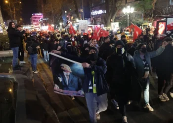 محكمة تركيّة تأمر بحبس إمام أوغلو بتهمِ الفساد