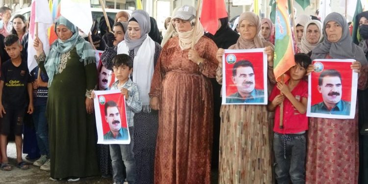 مواطنو عين عيسى: مضمون رسالة القائد عبد الله أوجلان.. يد ممدودة للسلام يجب مقابلتها ببوادر مماثلة