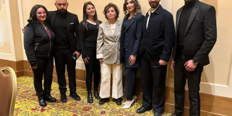 نائبة مبعوث الأمم المتحدة إلى سوريا تشيد بتضحيات شعوب شمال وشرق سوريا