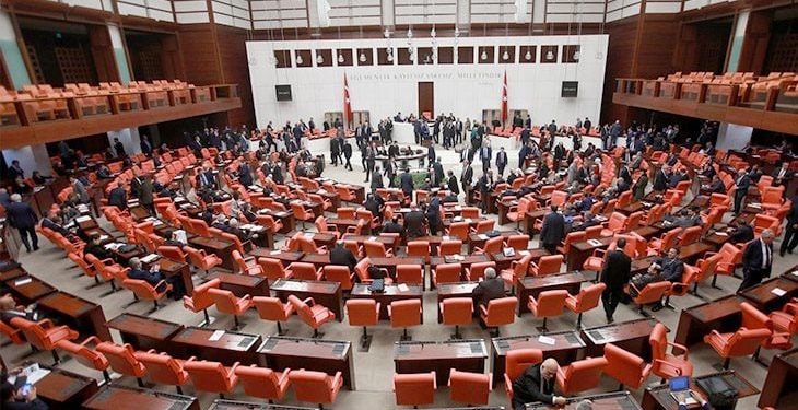 هل سيتم إنشاء لجنة حل في البرلمان؟