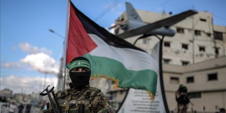 إعادة ترتيب الوضع الفلسطينيّ في سوريا… سياقُ تهدئة وضغوط