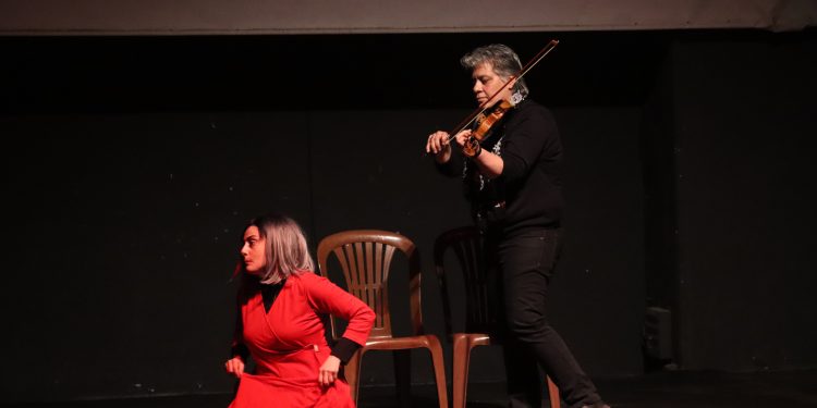 مهرجان الشهيد يكتا هركول المسرحي السابع يزيل الستار عن خشبته