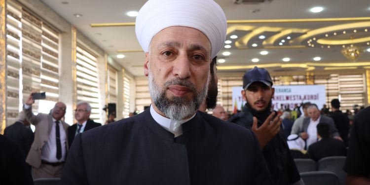 الشيخ مرشد الخزنوي: وحدة الصف الكردي حجر الأساس لدمقرطة سوريا المستقبل
