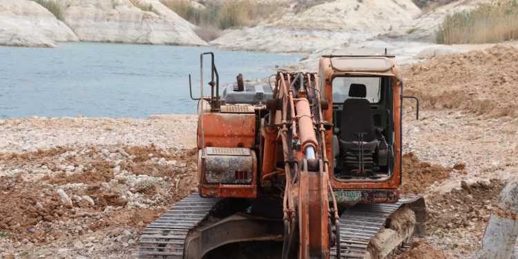 وحدة مياه الطبقة تسرّع تنفيذ مشاريعها لمواجهة انخفاض منسوب الفرات