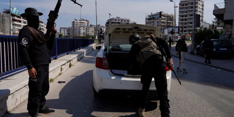  العنف في سوريا يتزايد ومقتل 25 شخصاً خلال 24 ساعة  
