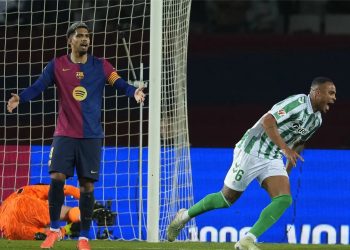 برشلونة يرفض هدية ريال