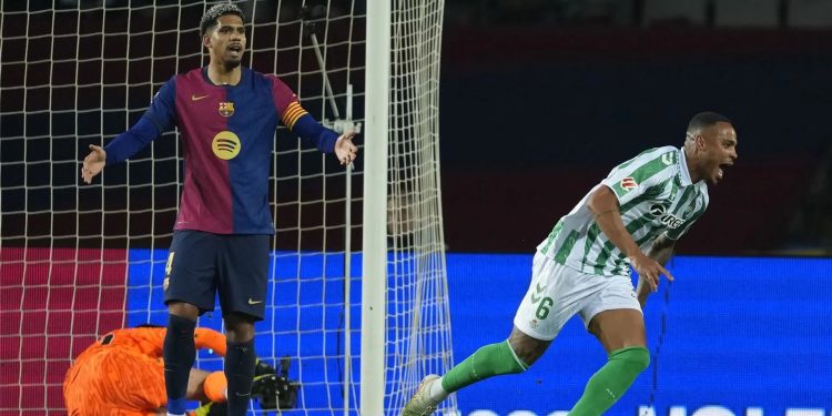 برشلونة يرفض هدية ريال