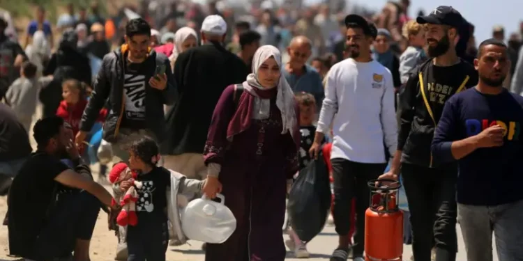 على صفيح الذكريات… مهجر من كري سبي يتوق للعودة إلى دياره