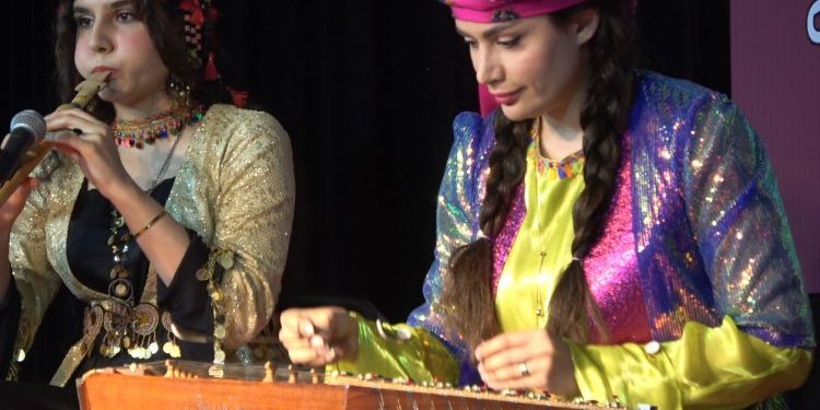 فرقة “شابات سنة”: الفن جزء من تاريخ شعبنا