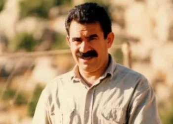    قائد وسلام