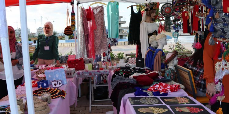 مهرجان أدب وفنّ المرأة العاشر.. من منصة للإبداع إلى بازار تجاري