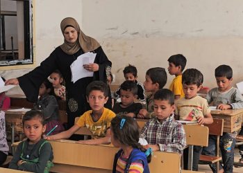 هيئة التربية والتعليم في مقاطعة دير الزور تتفقد سير العملية الامتحانية بمدارس الريف الغربي