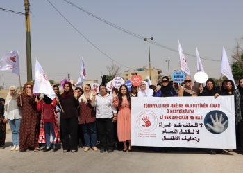 الذهنية الذكورية وغياب الحماية.. بيئة خصبة لقتل النساء