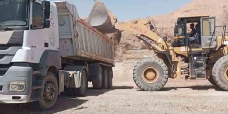 الخدمات الفنية تواصل دعمها للبلديات لتحسين الواقع الخدمي في ريف الرقة